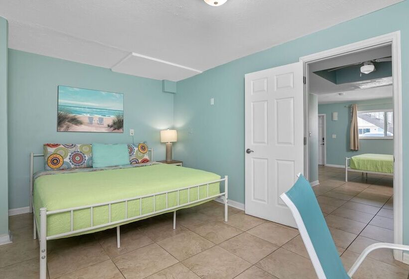 Люкс Deluxe 2 Спальни, Latitude 26 Waterfront Resort And Marina