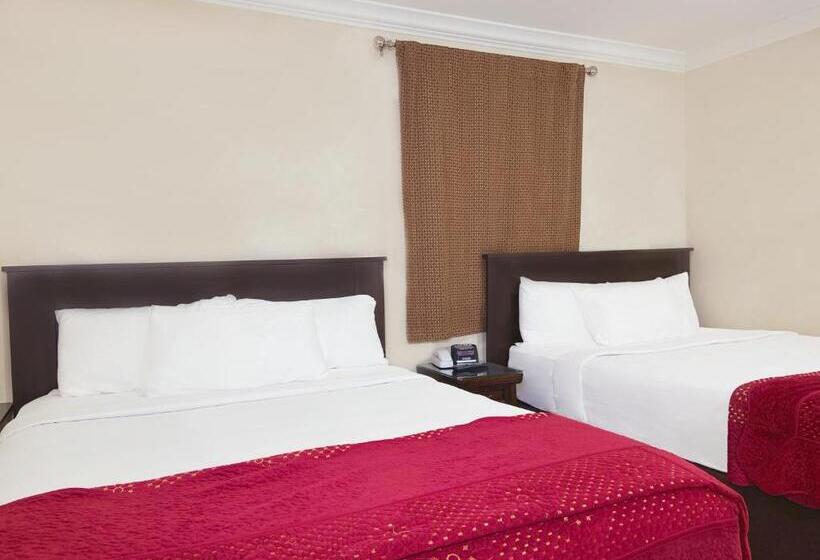 Номер Стандарт 2 Двуспальные Кровати, Nite Inn At Universal City   Walking Distance To Universal Studios Hollywood
