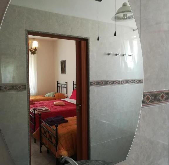 Четырехместный Номер Стандарт, B&b Villa Paradiso