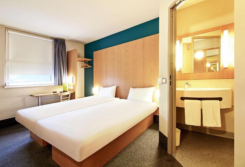 Номер Стандарт, B&b Hotel Toruń