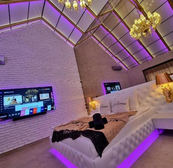 آپارتمان 1 خوابه, Ramka & Restaurant & Wine Bar
