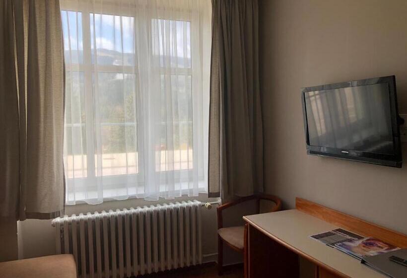 Economy Quadruple Room, Sněžka