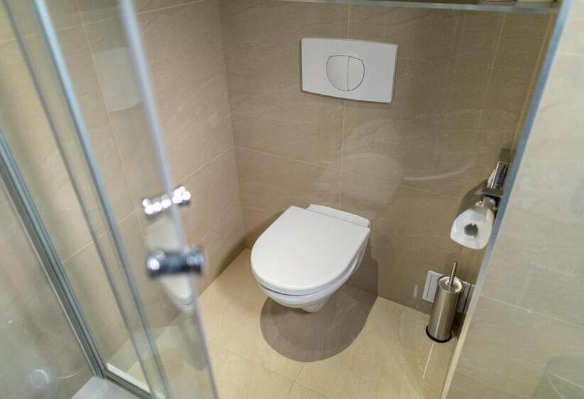 Quarto Estandar, Villa Basileia Riverside