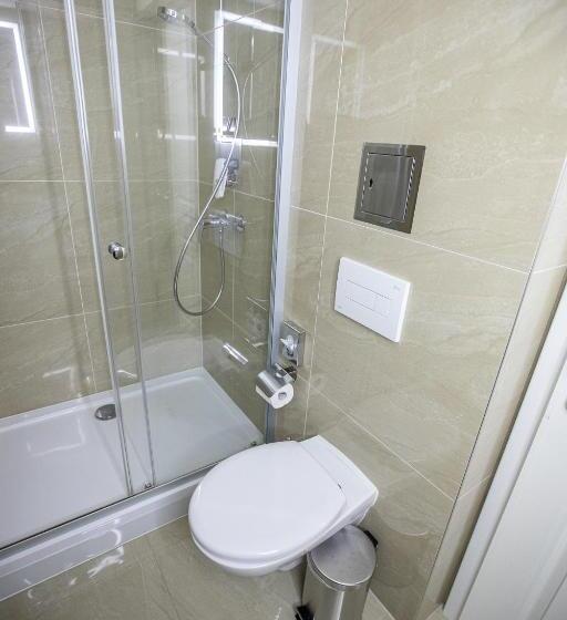 Quarto Estandar, Villa Basileia Riverside
