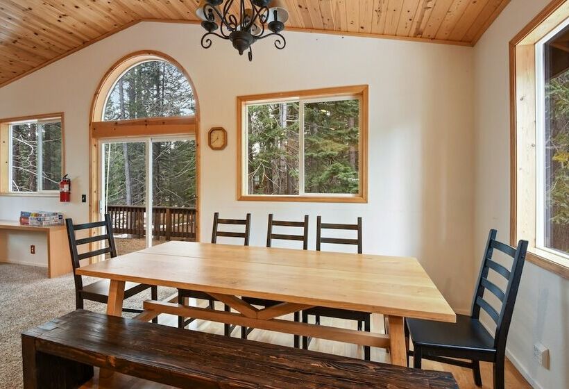 1 Szobás Ház, Truckee Pines Retreat Game Room & Forest Views