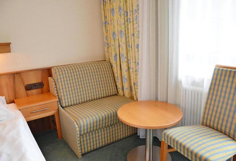 バルコニー付きスタンダードルーム, Gasthof Pension Grüner Anger