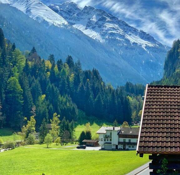 Suíte Júnior com Sacada, Intermontana Hotel Garni
