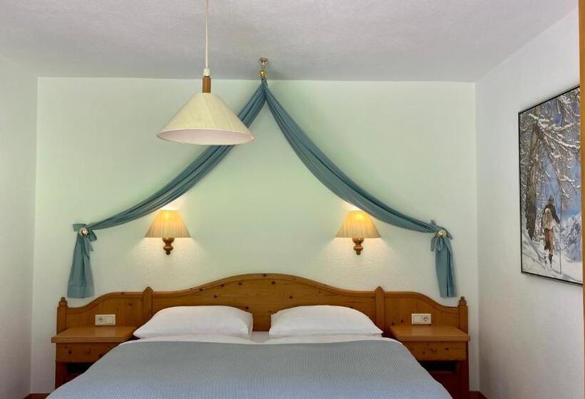 Номер Стандарт, Intermontana Hotel Garni