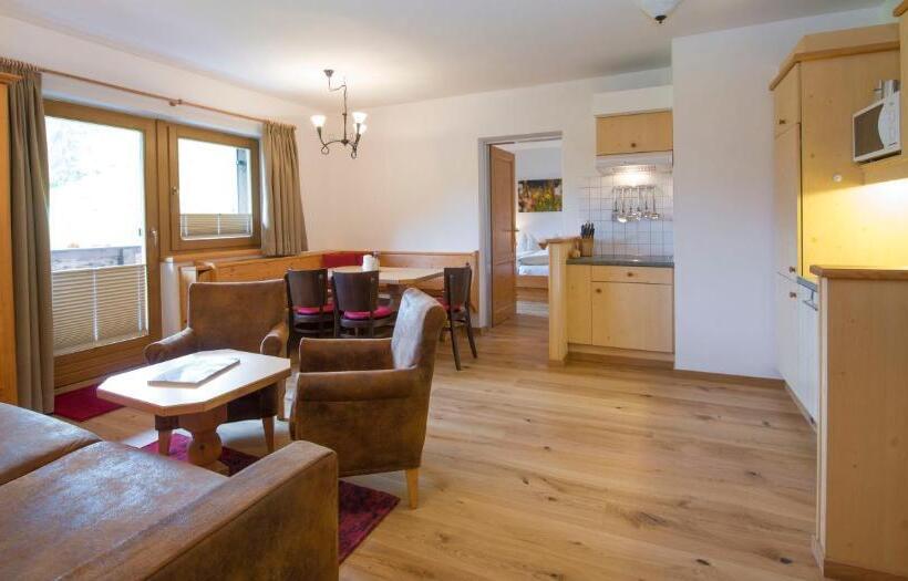 Апартаменты 2 Спальни, Ferienappartements Landhof