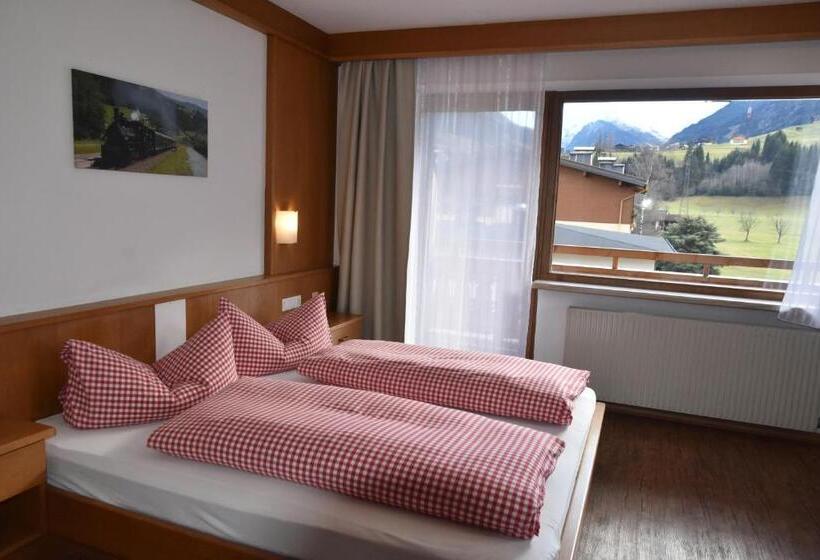 اتاق استاندارد چهار تخته, Alphotel Mittersill