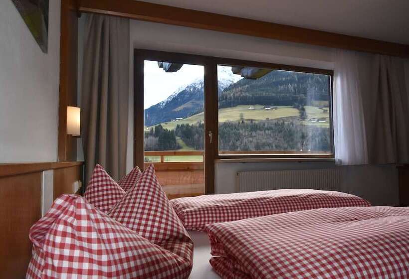 اتاق استاندارد سه نفره, Alphotel Mittersill