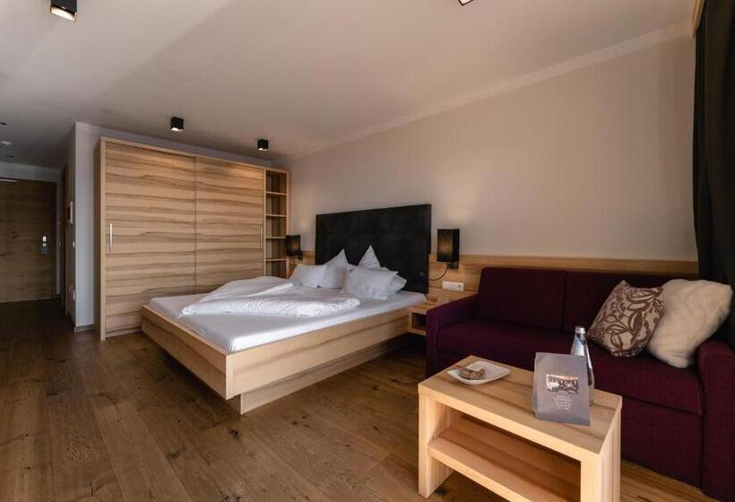 Номер Superior, Panoramahotel Huberhof
