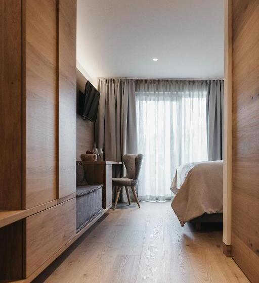 اتاق لوکس, Sonnhof Alpendorf   An Adults Only Place