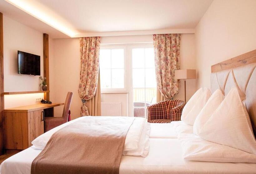 Номер Стандарт Вид на Озеро, Landhotel Schützenhof