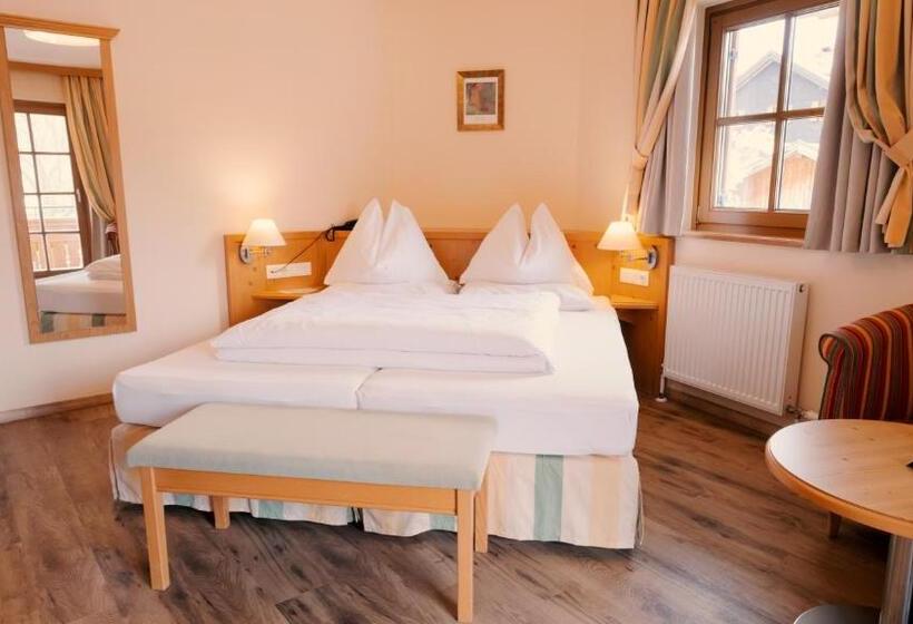 Номер Стандарт с Балконом, Landhotel Schützenhof