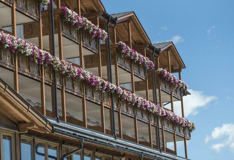 Номер Superior, Panoramahotel Huberhof