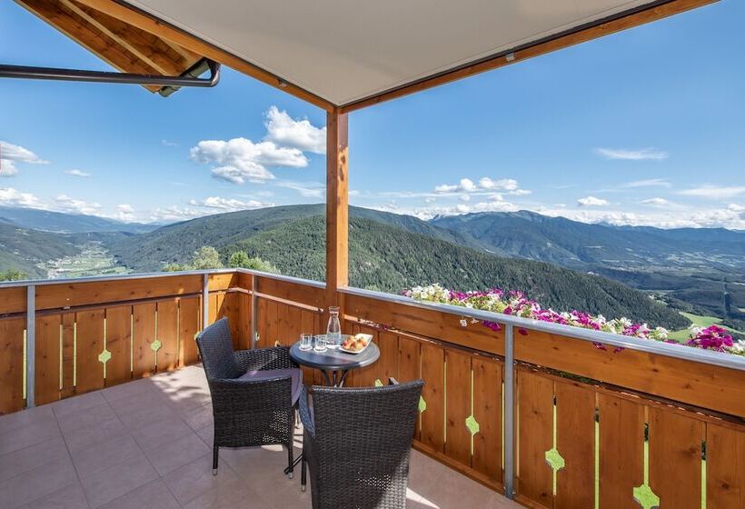 Полулюкс, Panoramahotel Huberhof