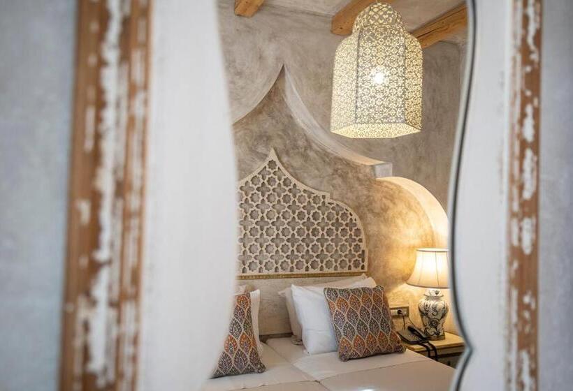Семейный Номер, Decan Concept Boutique Estate