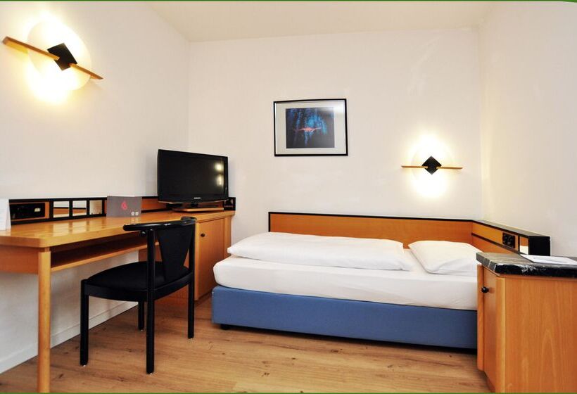 Quarto Estandar, Villa Waldperlach By Blattl