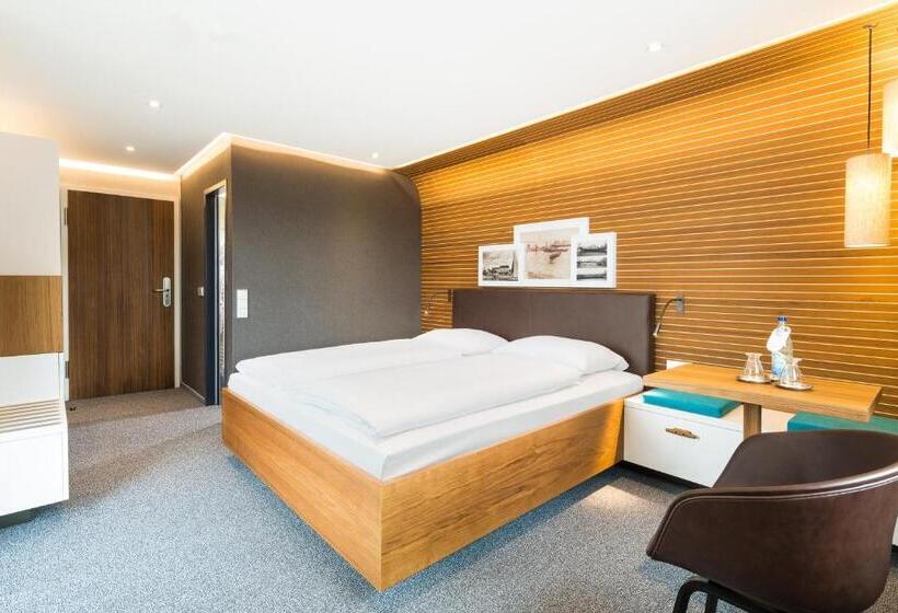 Comfort room with view, Seehof