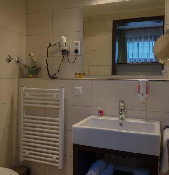 Номер Стандарт Индивидуальный, Garni Hotel Schumacher