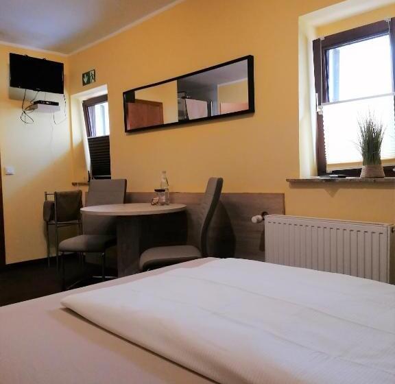 Номер Economy Индивидуальный, Pension Riverside In Leverkusen Hitdorf Am Rhein   Zentral An Der A1 Und 59