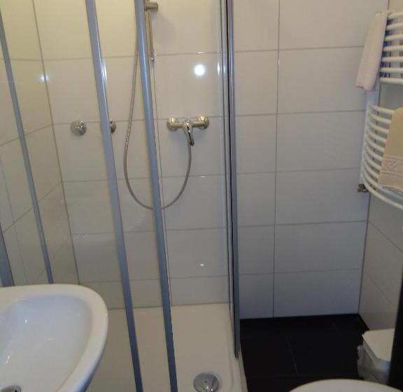 Номер Стандарт Индивидуальный, Centralhotel Ratingen