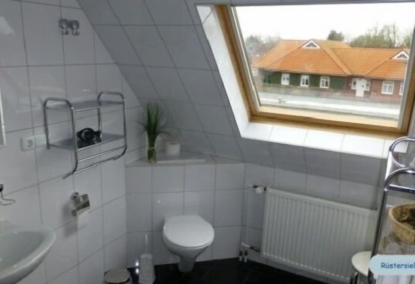 Номер Стандарт, Rüstersieler Hof