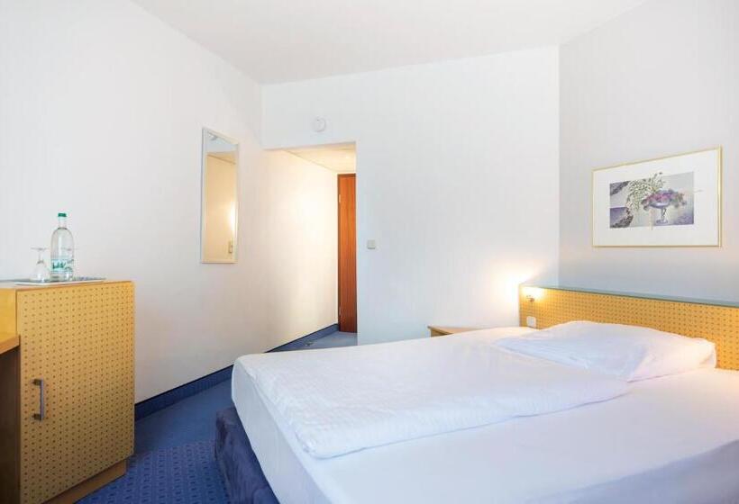 Номер Стандарт, Achat Hotel Suhl