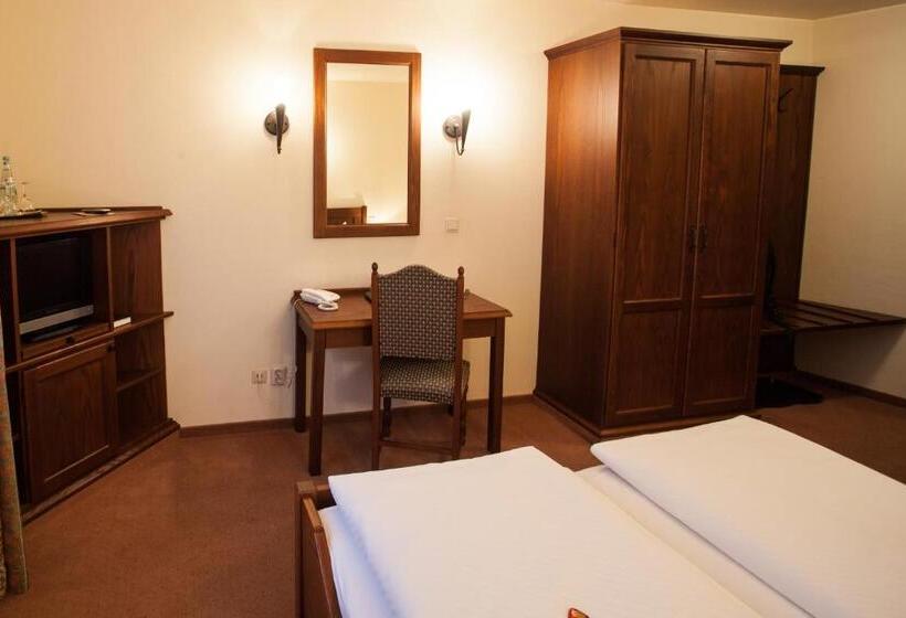 Quarto Estandar Individual, & Restaurant Klosterhof