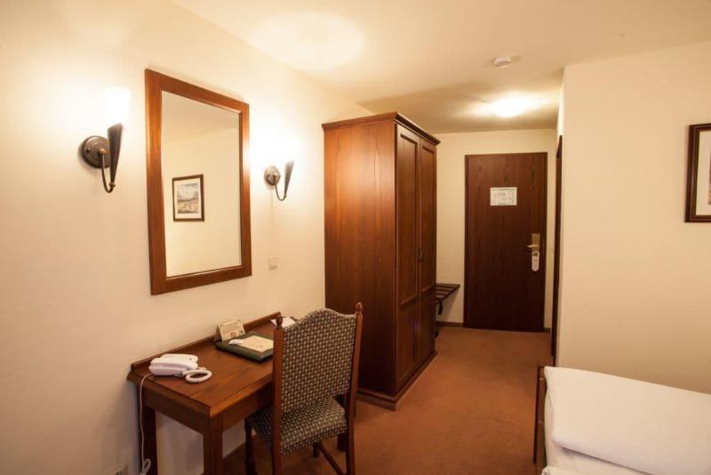 Quarto Estandar, & Restaurant Klosterhof