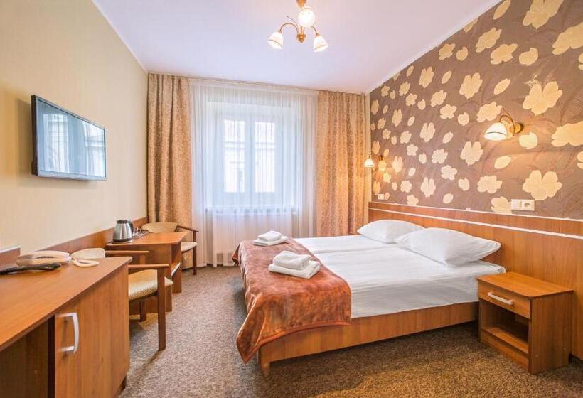 اتاق استاندارد, Bristol
