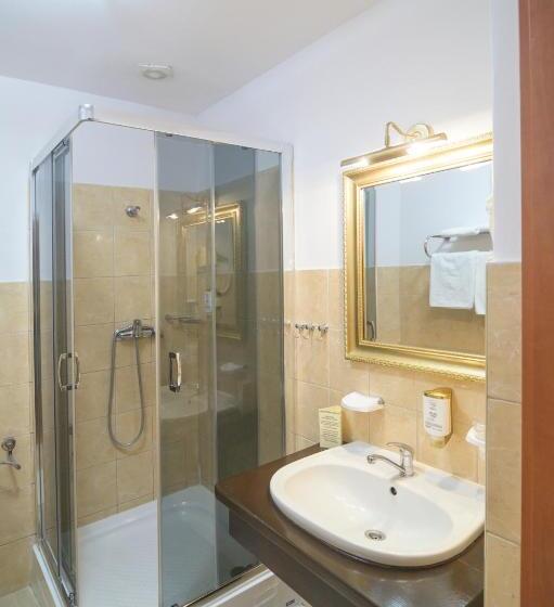Трехместный Номер Deluxe, Centrum Ulan Spa