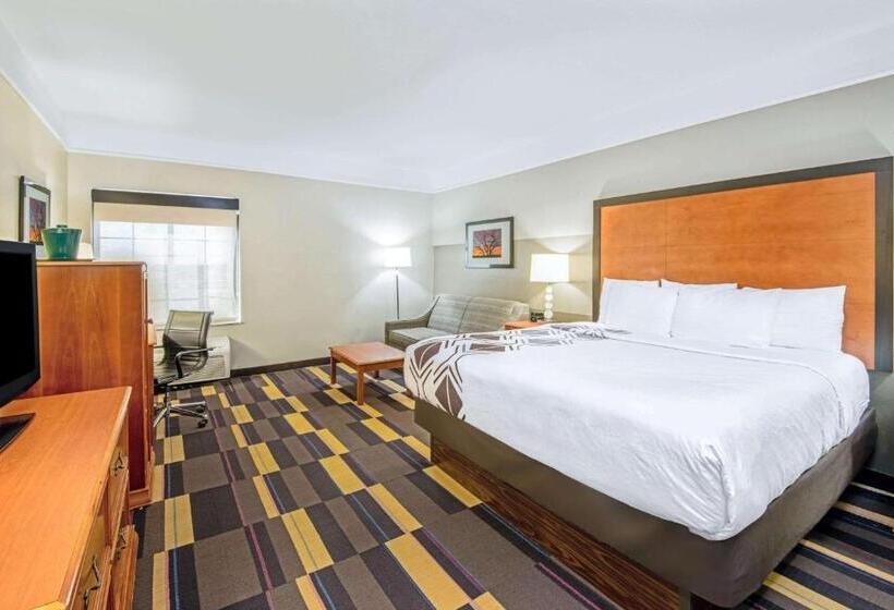 Deluxe Suite King Bed, La Quinta By Wyndham Oklahoma City   Moore
