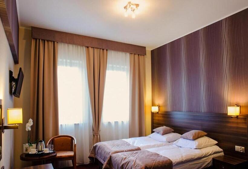Номер Deluxe, Sevilla