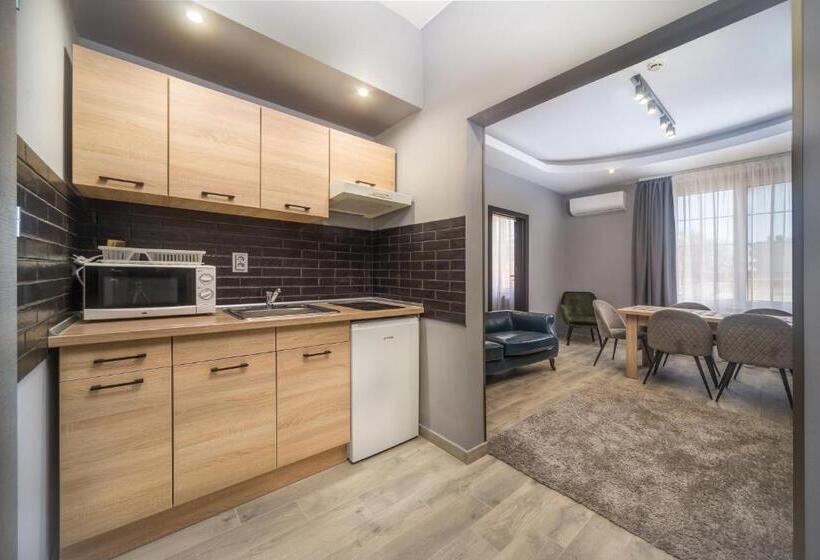 1 Bedroom Apartment, Park Hotel Ambrózia