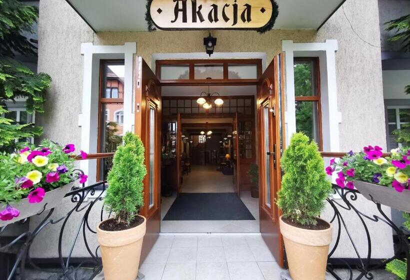 اتاق استاندارد سه نفره, Pensjonat Akacja