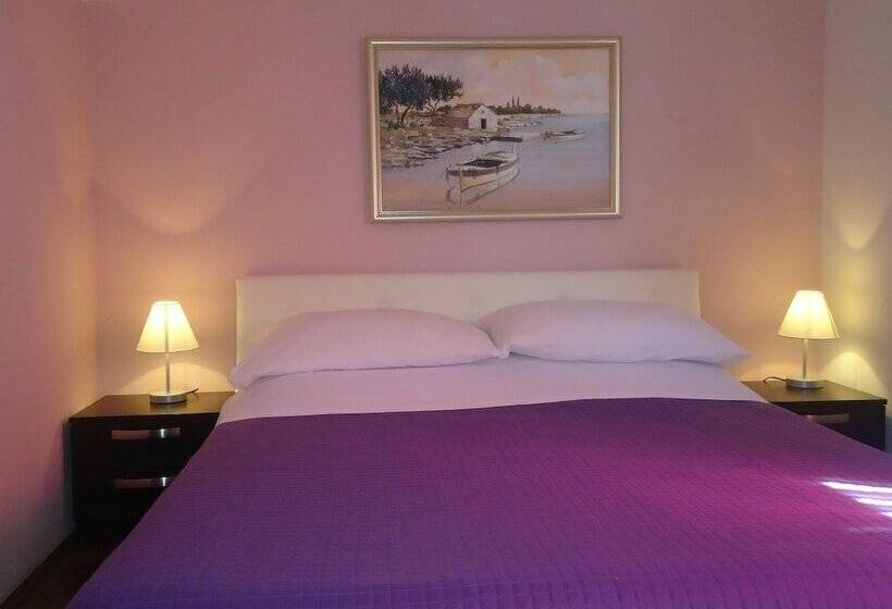 آپارتمان 1 خوابه با چشم‌انداز دریا, Villa Queen
