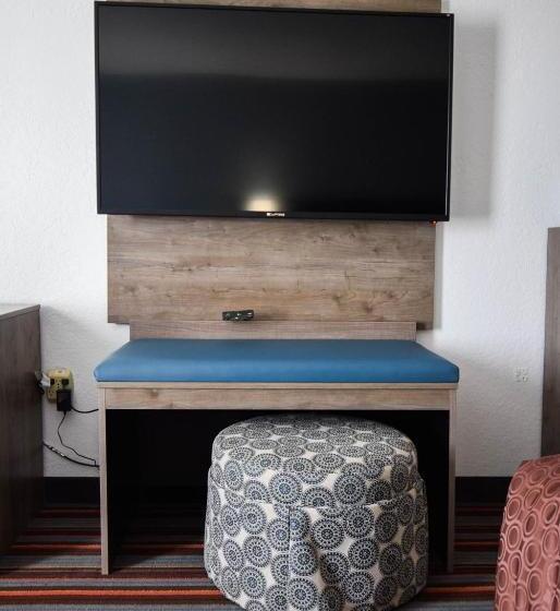Номер Стандарт Кровать Кинг Адаптированный для Инвалидов, Quality Inn & Suites Sulphur Springs