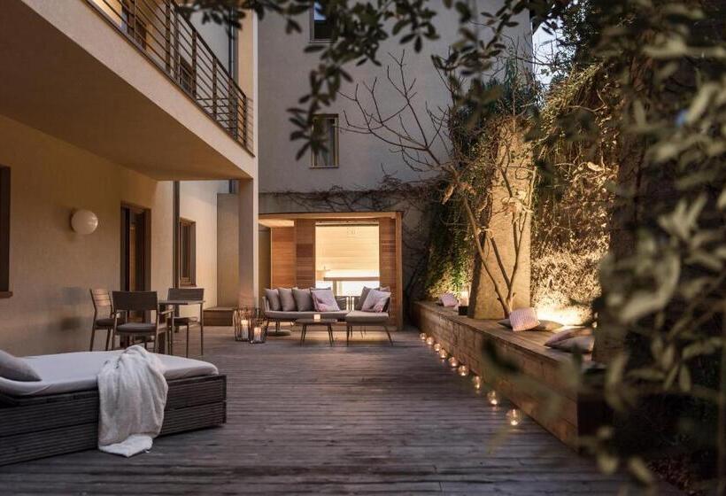 Люкс Повышенной Комфортности, Designhotel Gius La Residenza