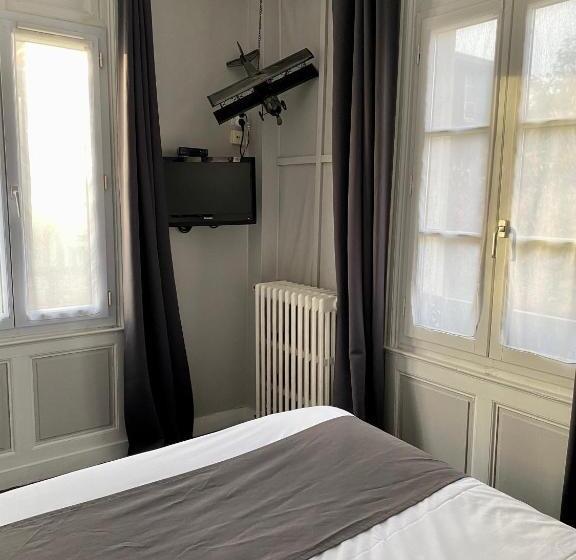 Номер Superior, Hôtel Céline   Hôtel De La Gare