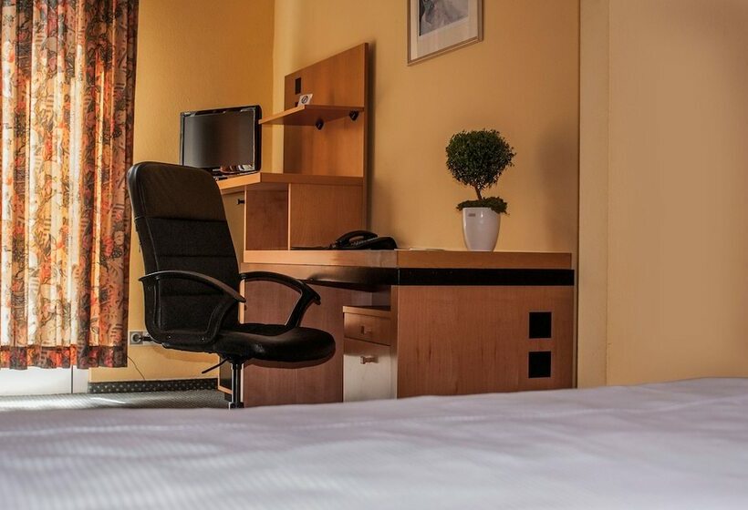 标准间, Plaza Suites Rüsselsheim