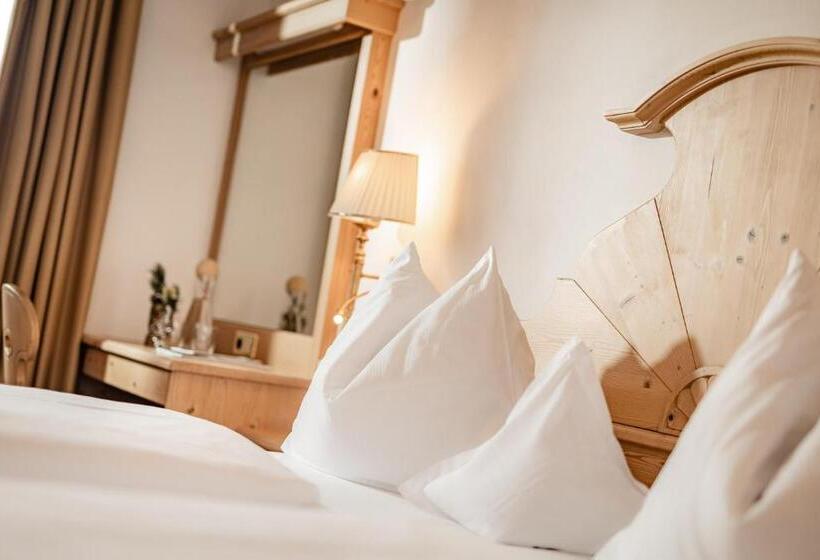 Номер Superior с Видом, Romantik & Family Hotel Gardenias