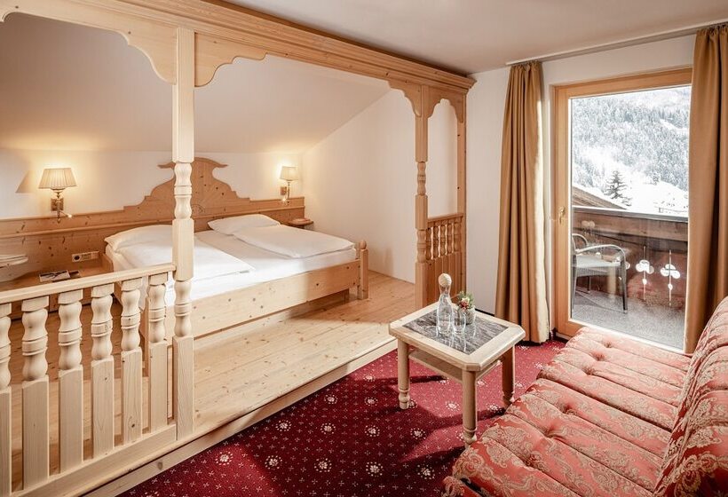Люкс Повышенной Комфортности, Romantik & Family Hotel Gardenias