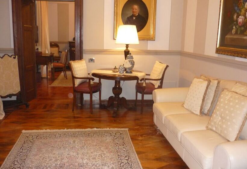 سوییت, Villa Beccaris