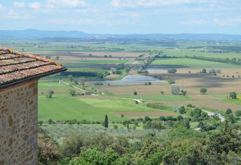 آپارتمان 2 خوابه, Villa Schiatti