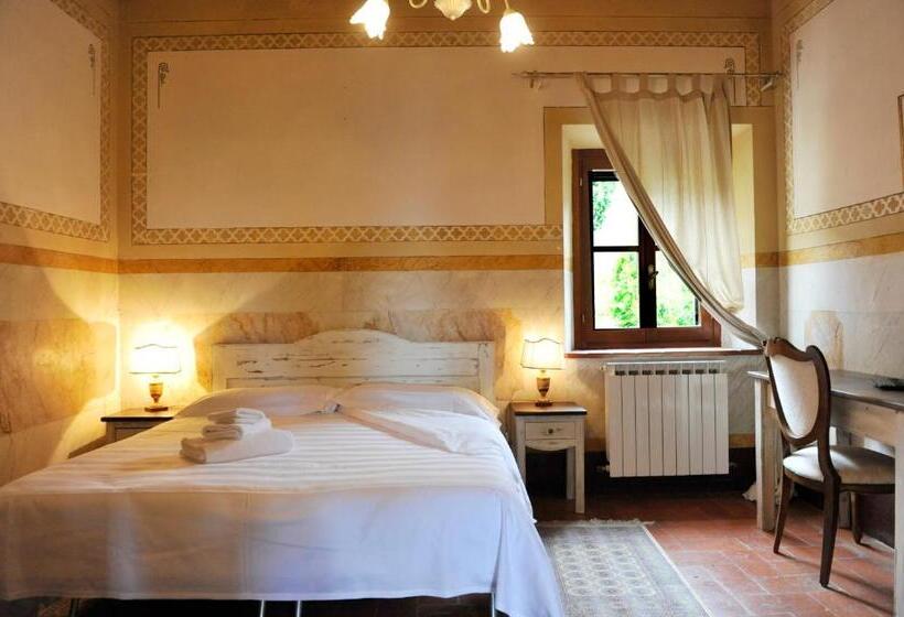 اتاق سوپریور سه تخته, Villa Schiatti