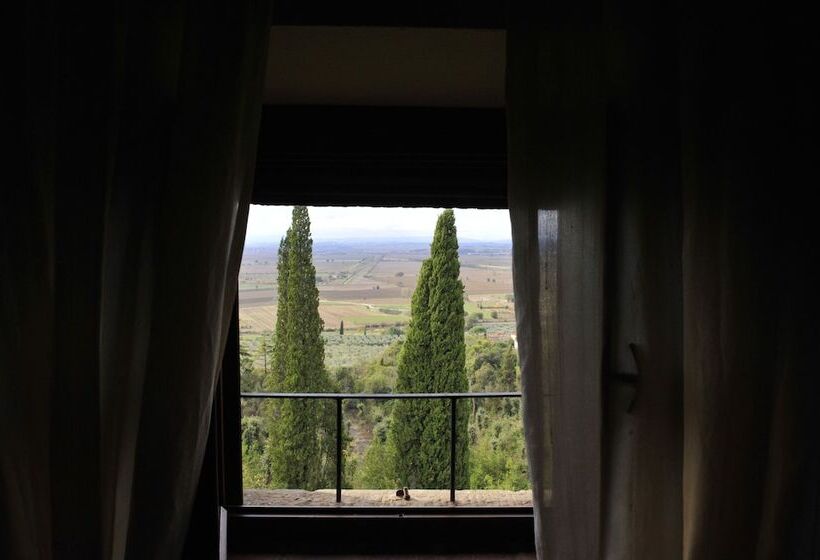 اتاق سوپریور سه تخته, Villa Schiatti