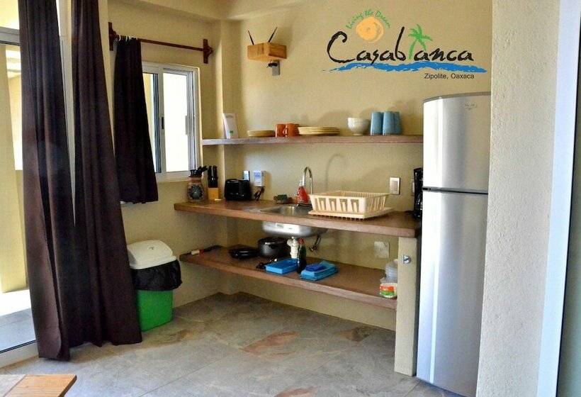 コンフォーとスイートルーム, Casablanca Guest House