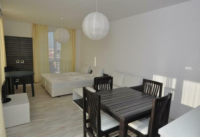 إستوديو قياسى, Boutique Suites Rainbow 4